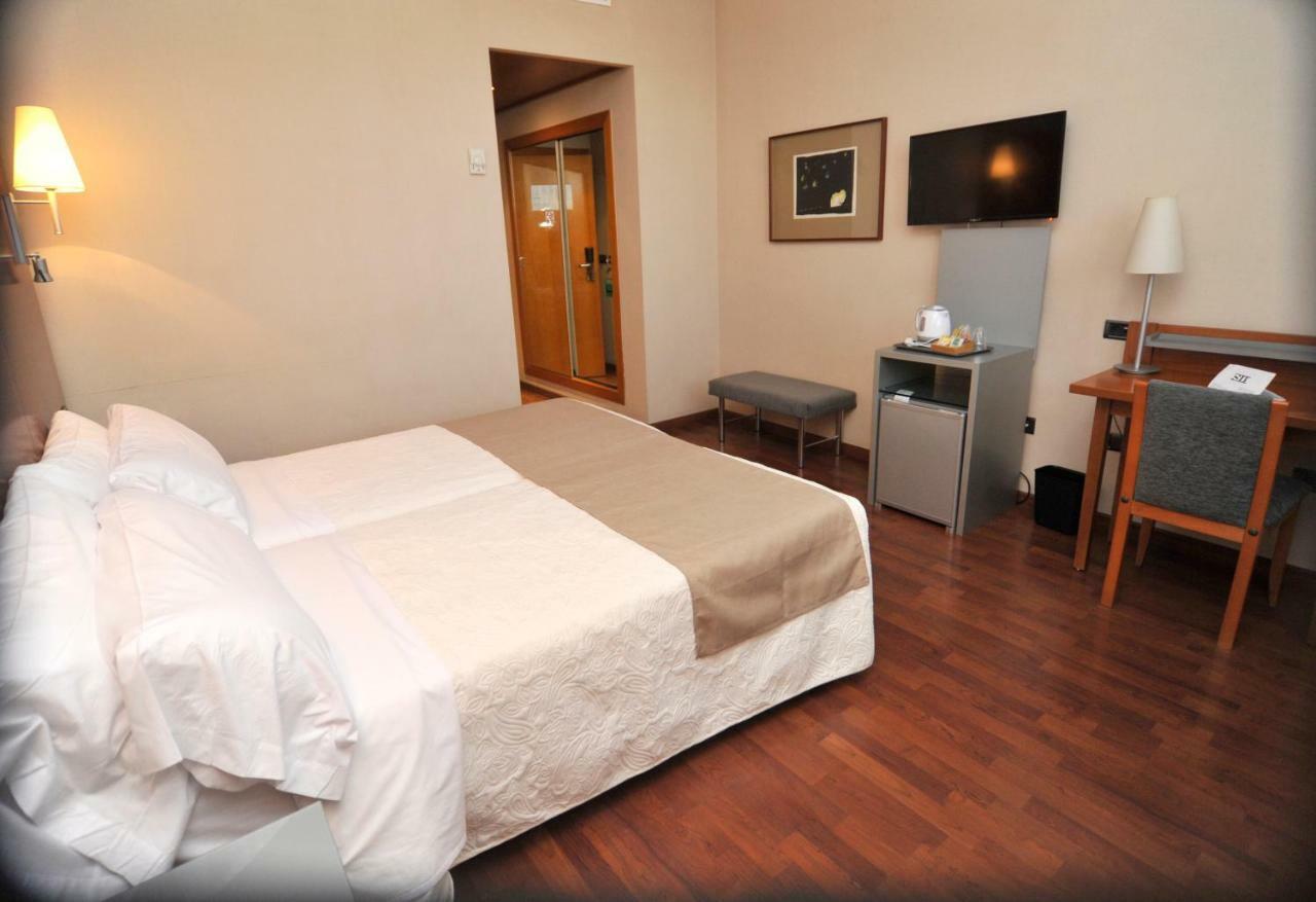 Hotel Sant Bonifaci Petrer Elda Esterno foto